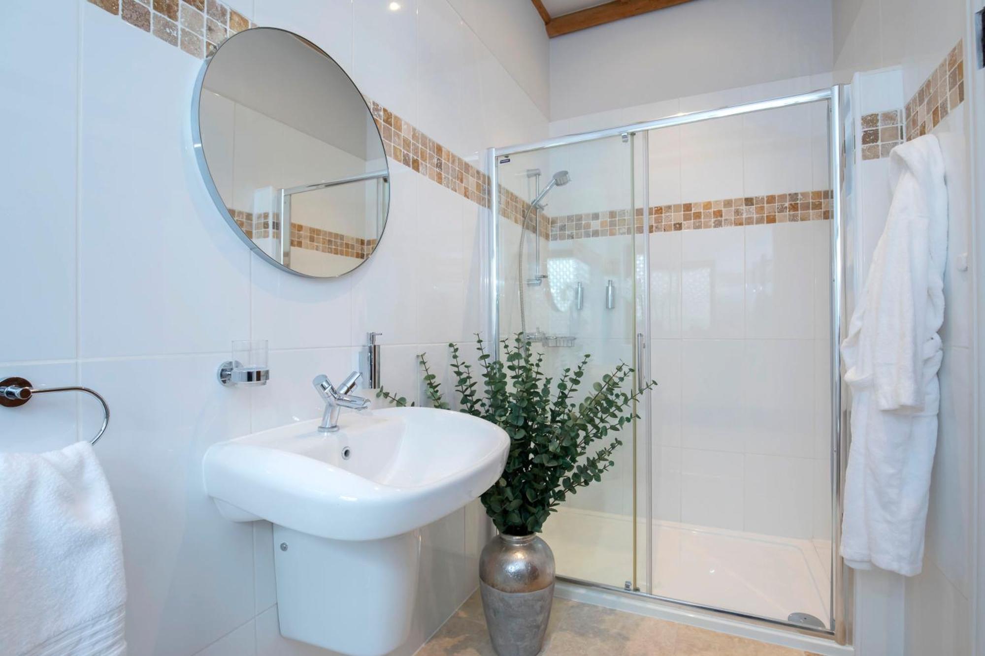 Stable Lodge - Boutique Bed & Breakfast Shurdington Buitenkant foto