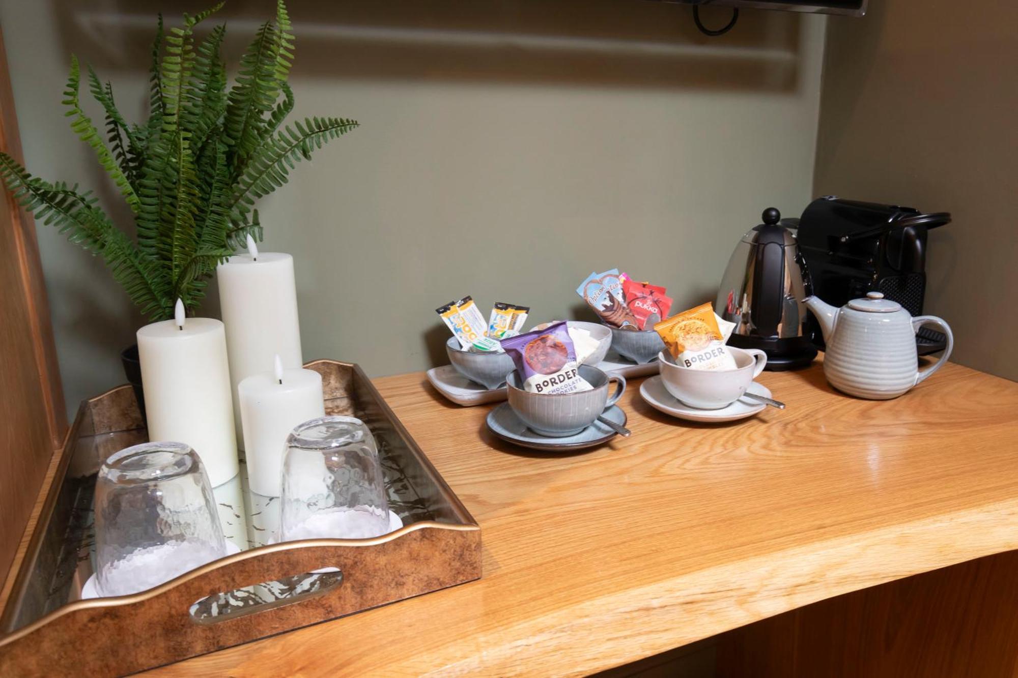 Stable Lodge - Boutique Bed & Breakfast Shurdington Buitenkant foto