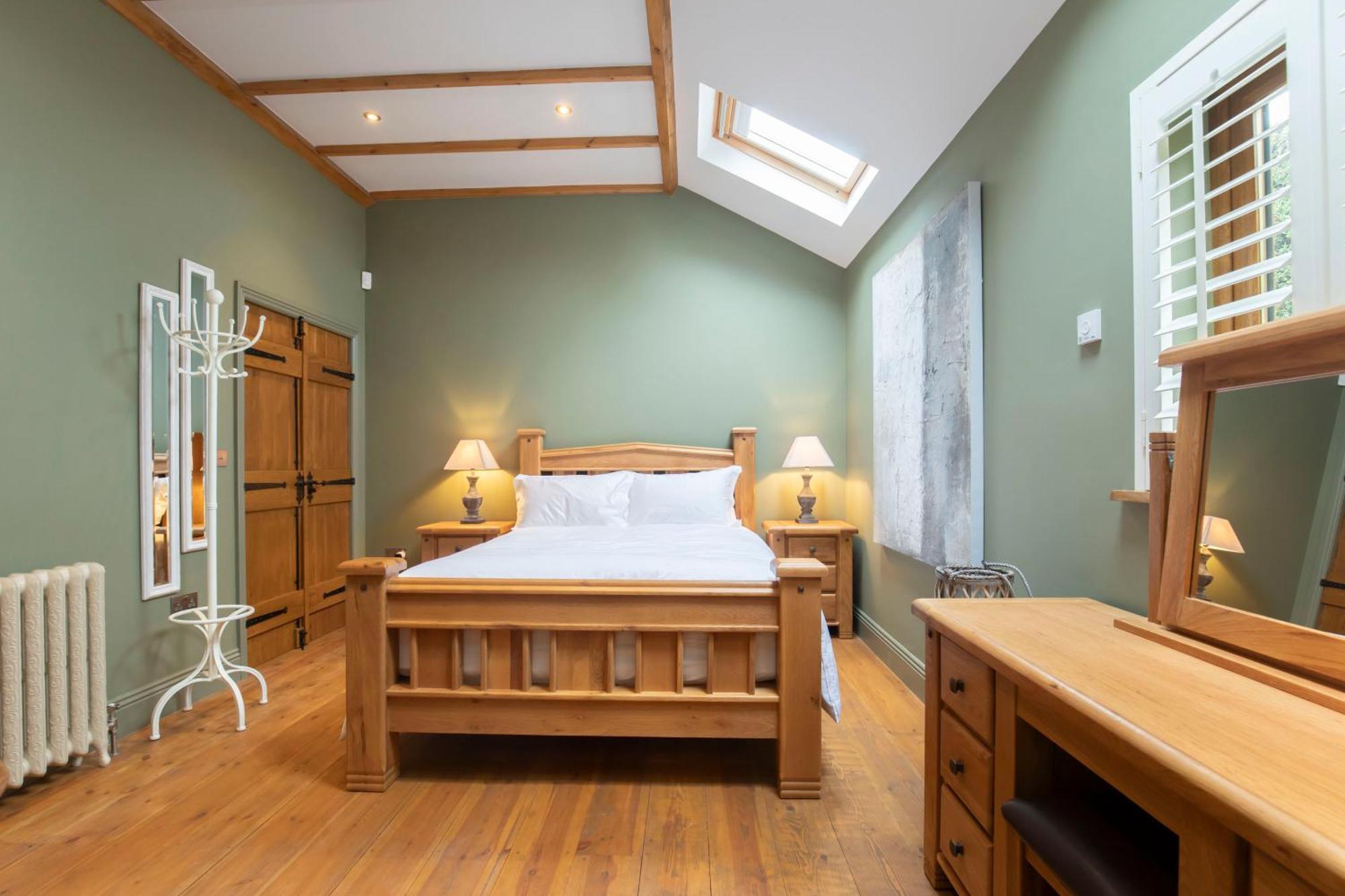 Stable Lodge - Boutique Bed & Breakfast Shurdington Buitenkant foto